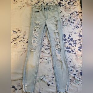 American Eagle Outfitters Light Blue Distressed Skinny Jeans